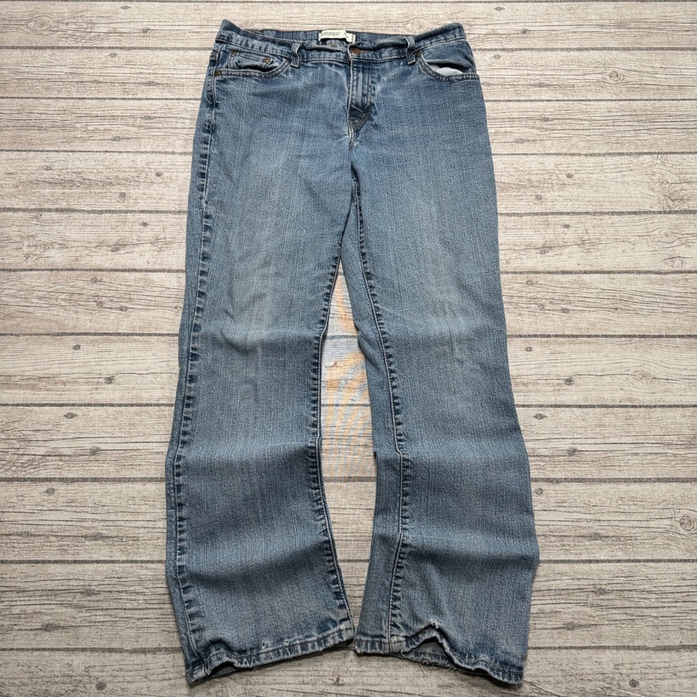Levi's 550 Jeans Men's 32x30 Blue Denim Relaxed Bootcut Mid Rise Rugged Workwear
